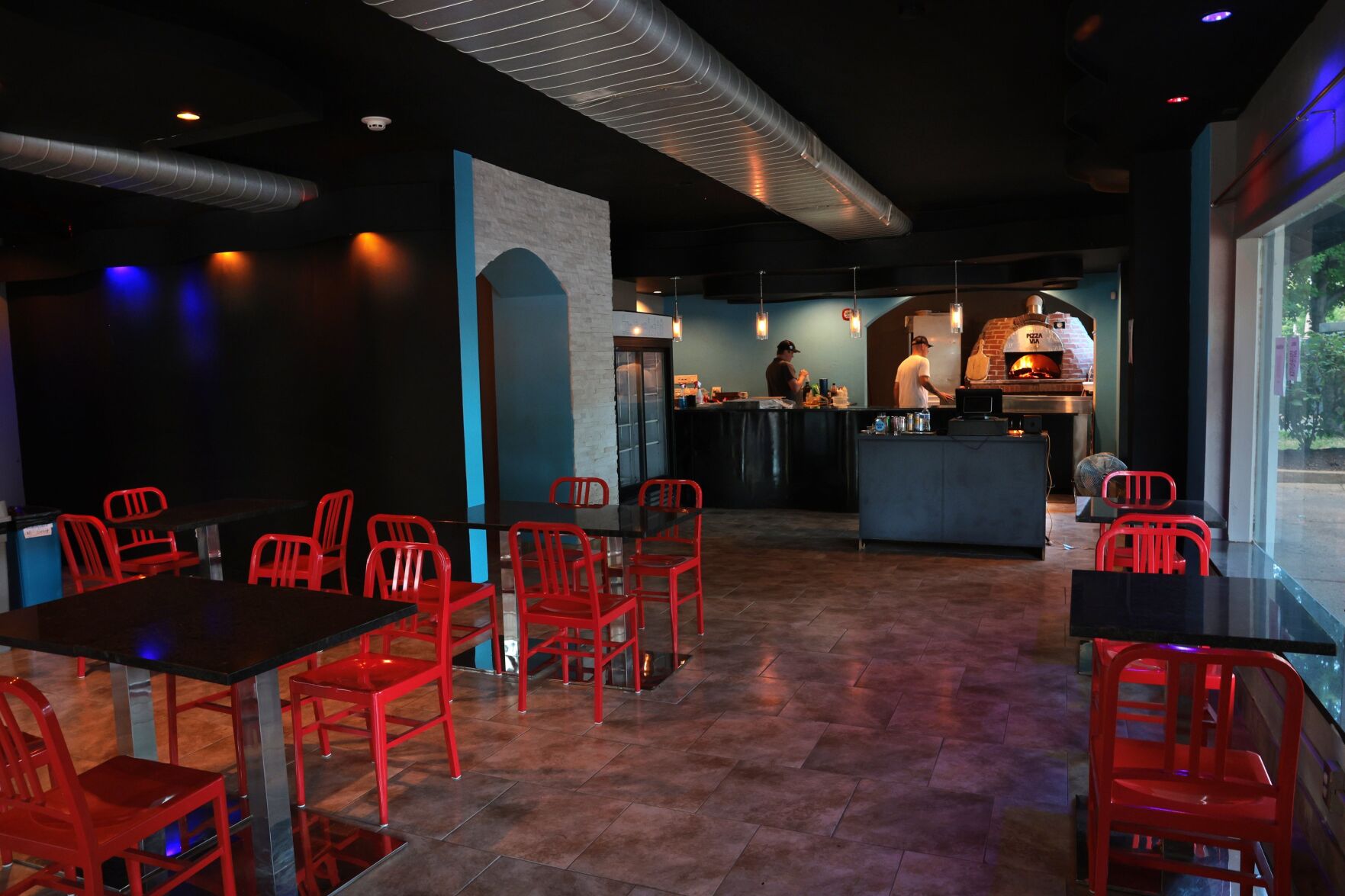 Pizza Via opens in Central West End
